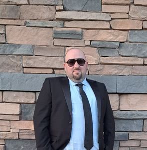 Meet your Posher, Tommy